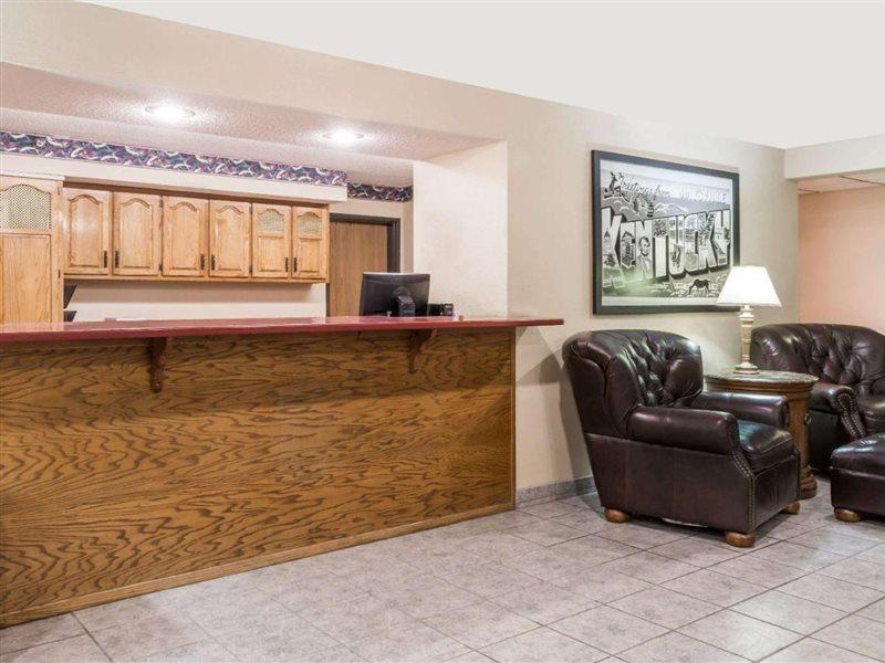 Super 8 By Wyndham Maysville Ky Eksteriør bilde