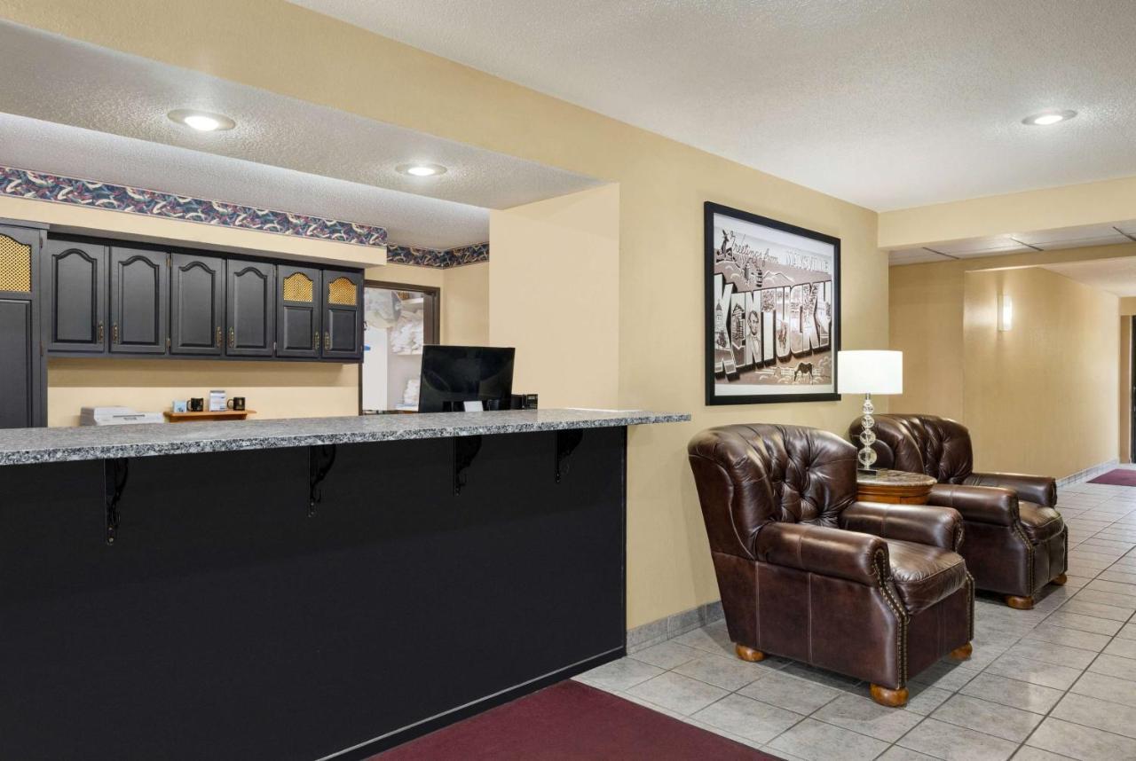 Super 8 By Wyndham Maysville Ky Eksteriør bilde