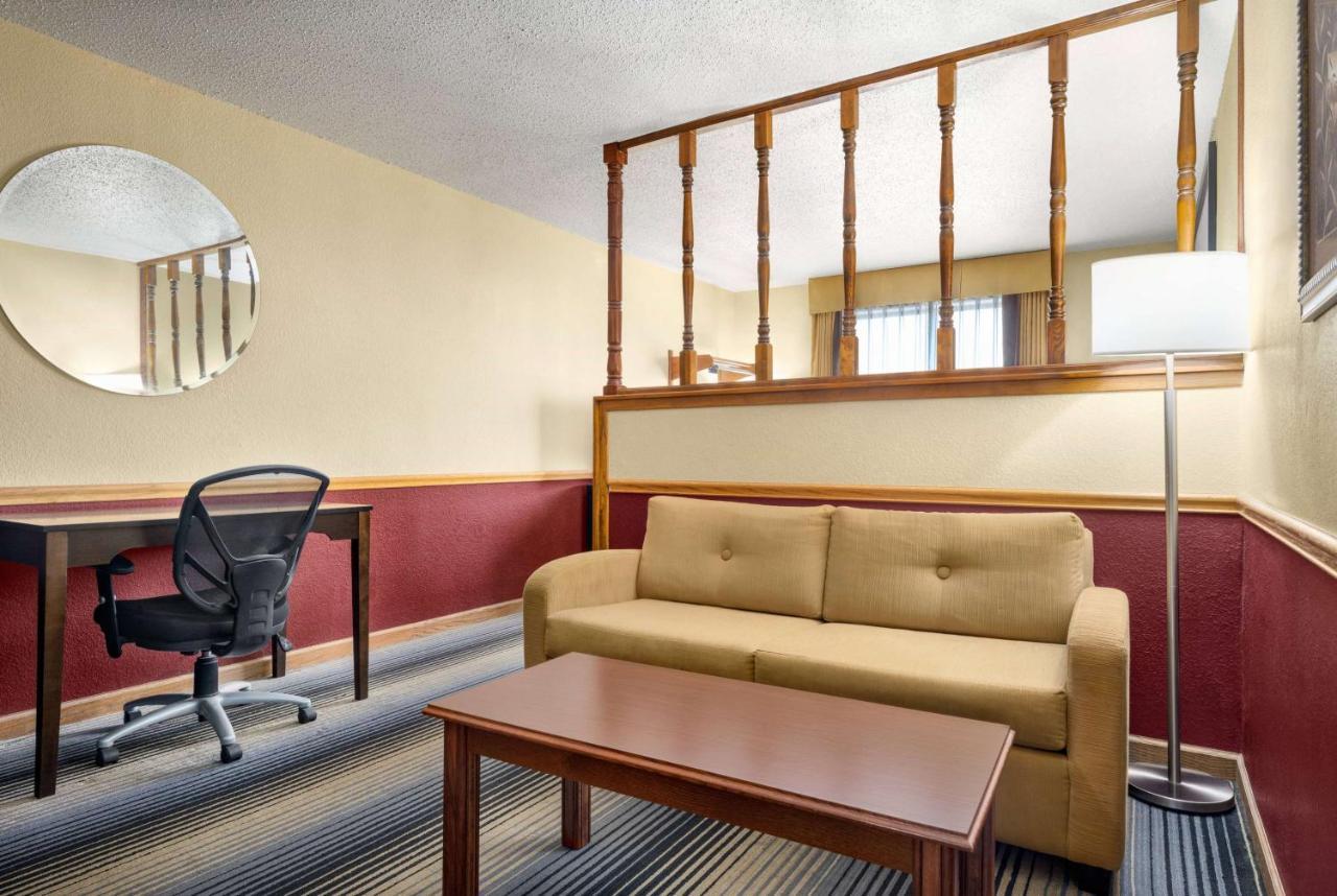 Super 8 By Wyndham Maysville Ky Eksteriør bilde